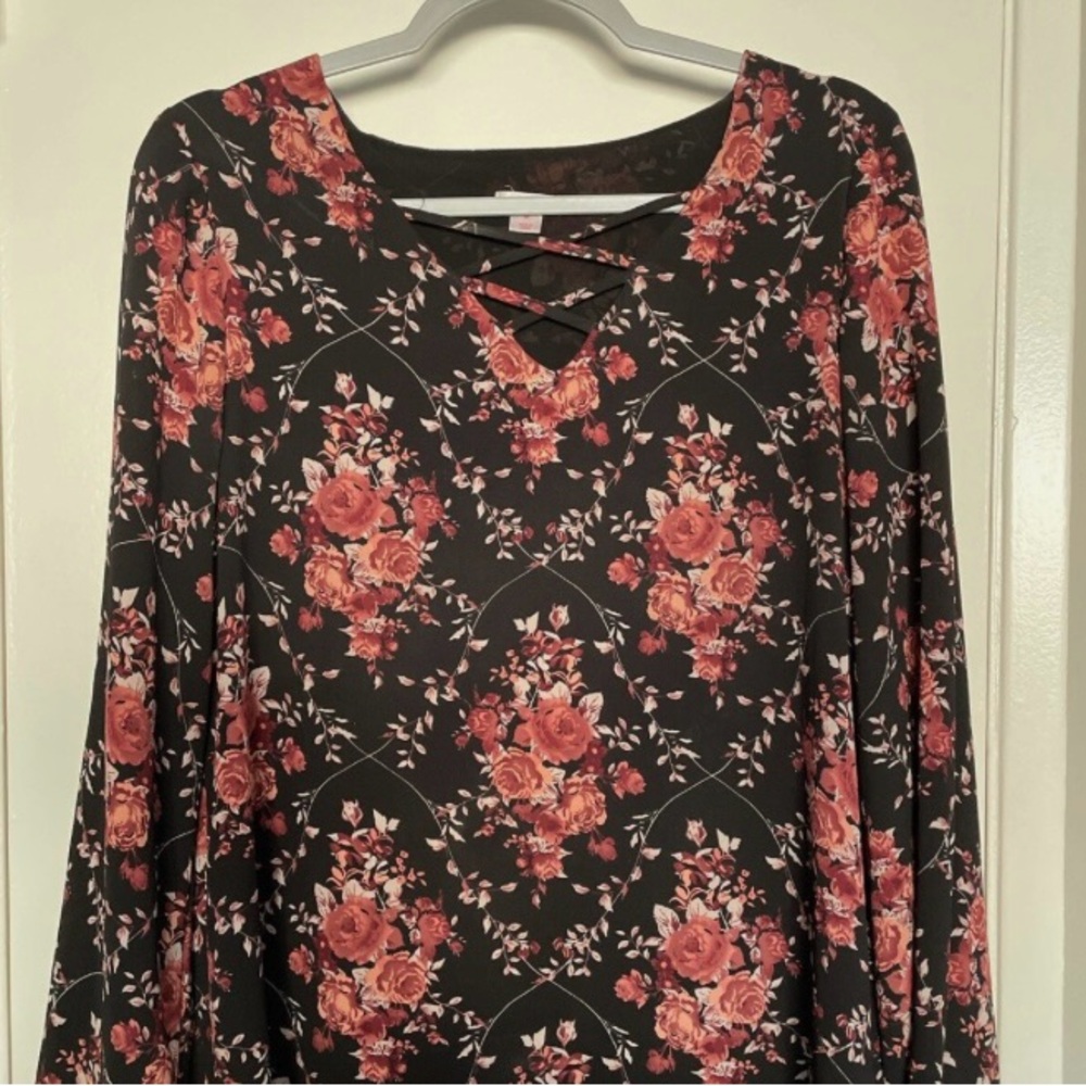 Boho Floral Dress - Picture 2 of 3